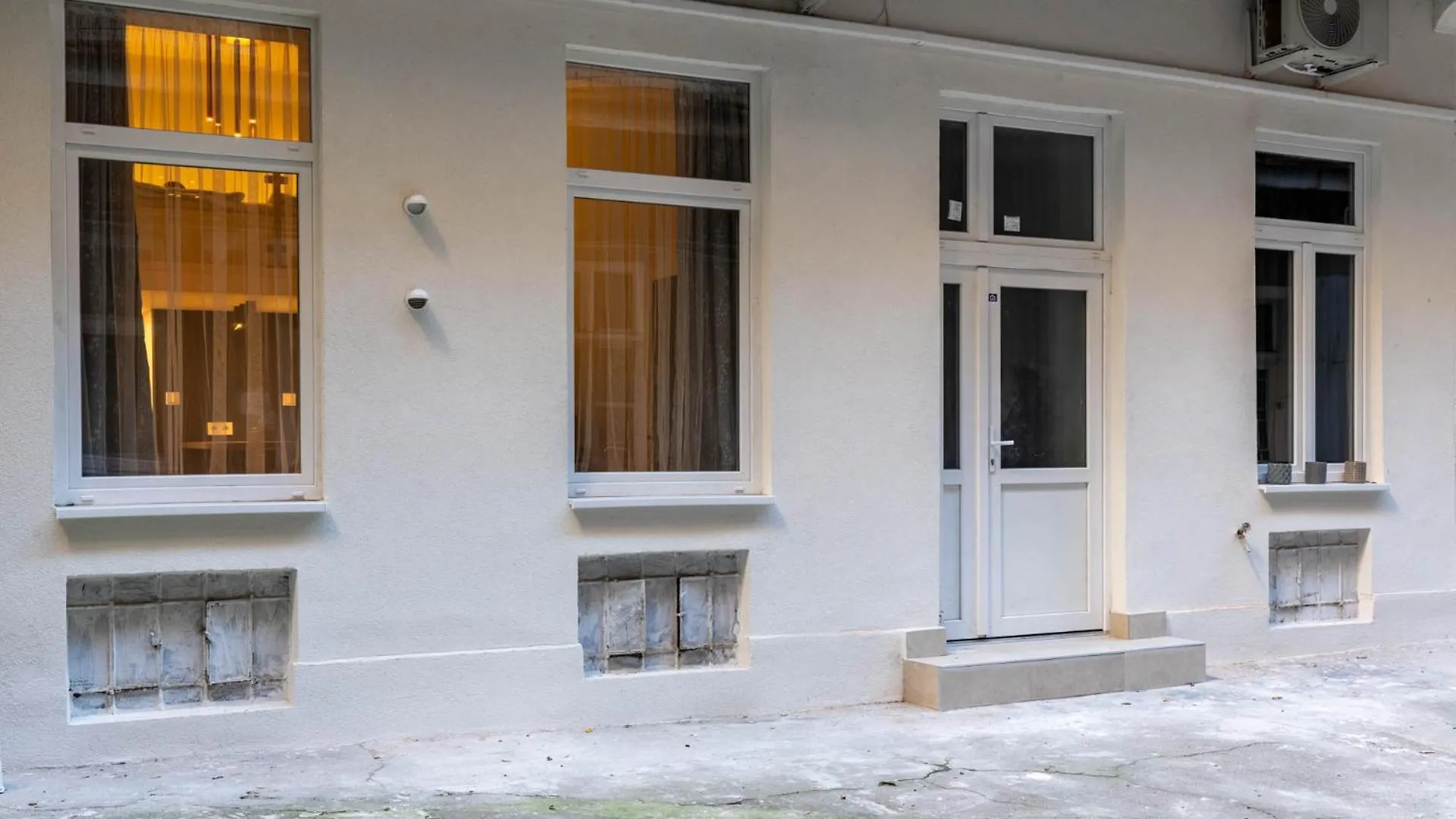 Budapest Best Base Apartment
