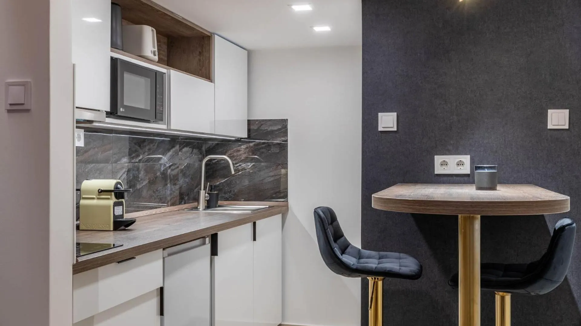 Budapest Best Base Apartment