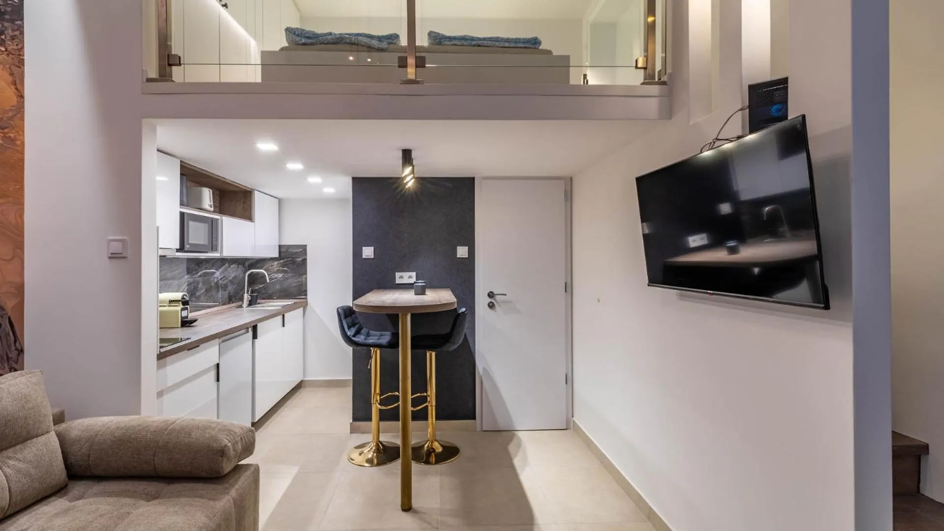 Budapest Best Base Apartment Węgry