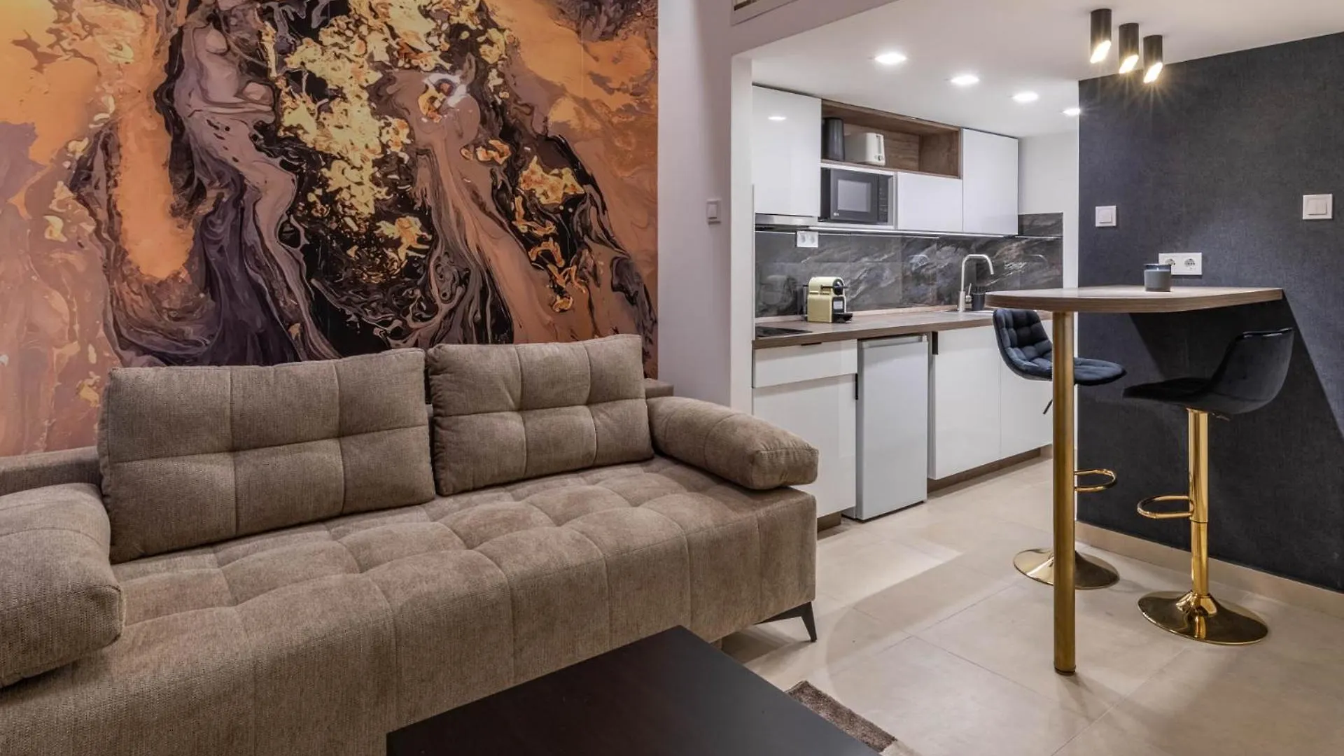 Budapest Best Base Apartment Węgry